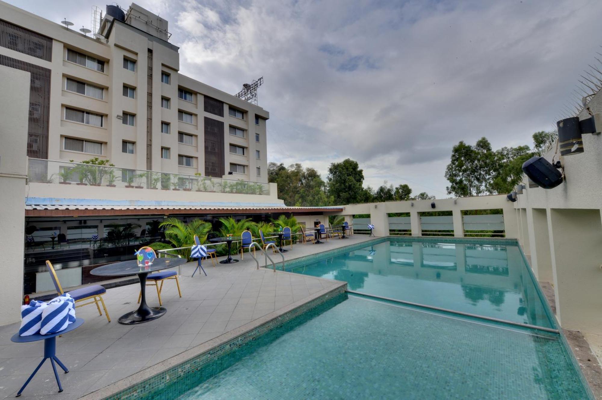 The Fern Residency, Vadgaon - Talegaon, Pune Bagian luar foto