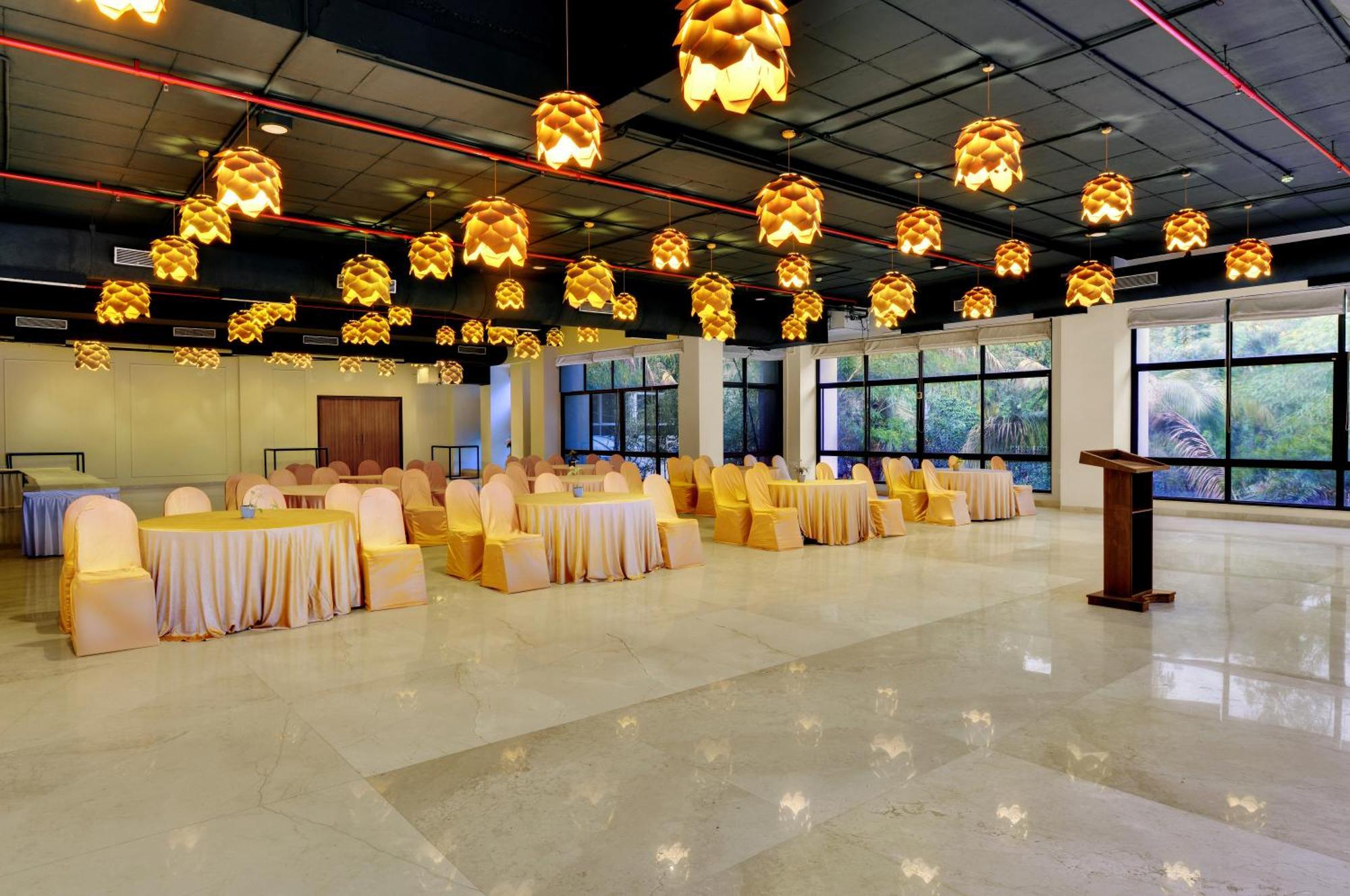The Fern Residency, Vadgaon - Talegaon, Pune Bagian luar foto