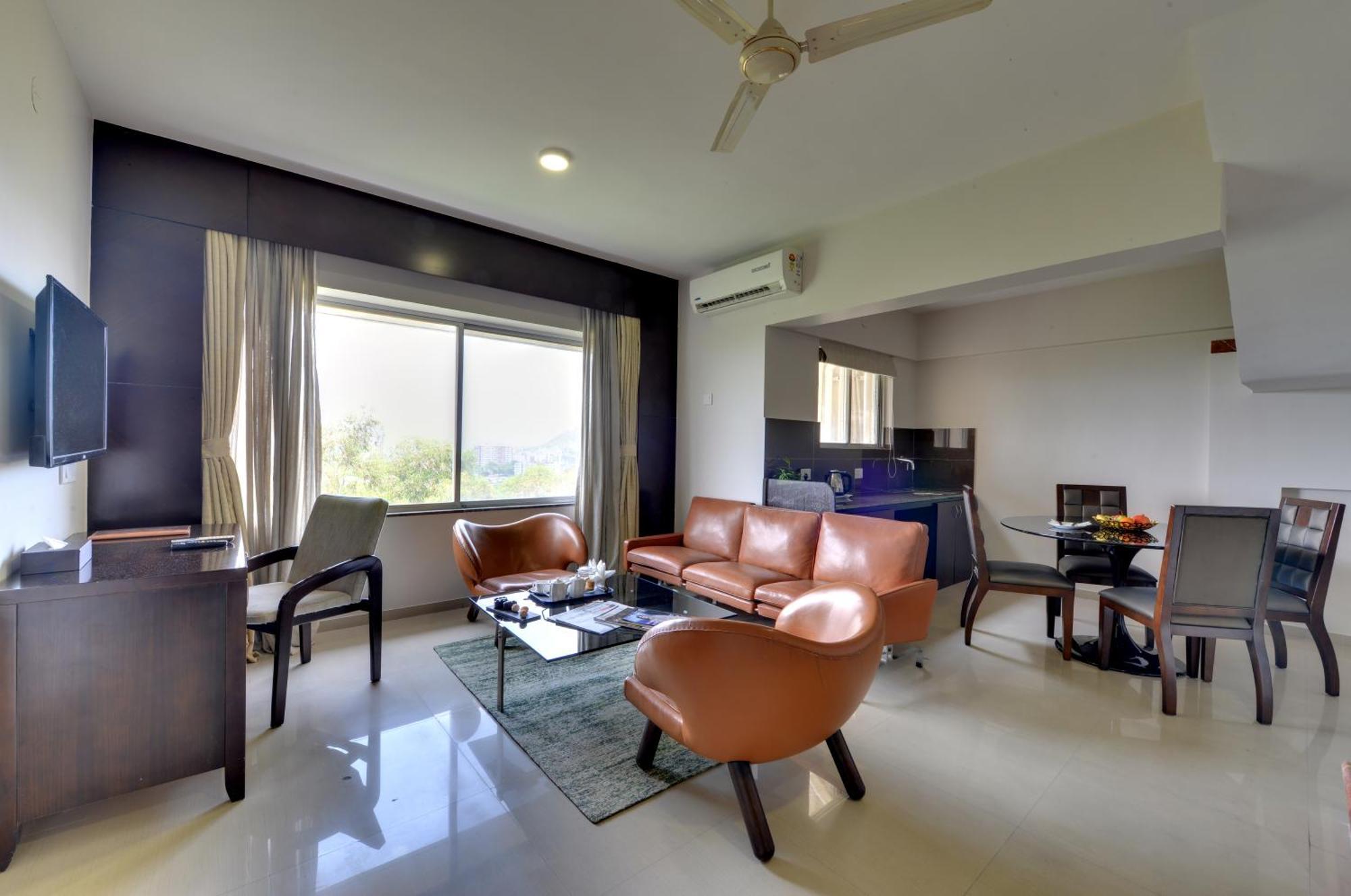 The Fern Residency, Vadgaon - Talegaon, Pune Bagian luar foto