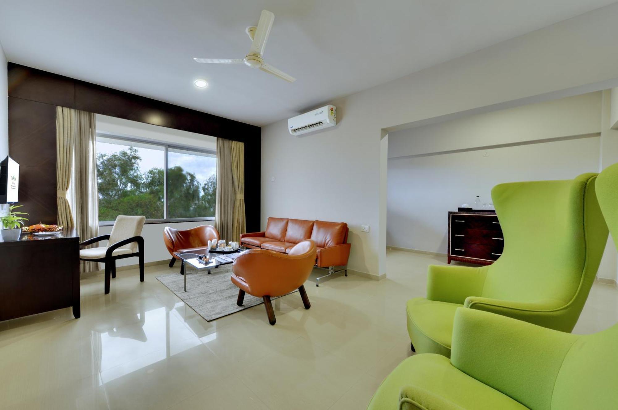 The Fern Residency, Vadgaon - Talegaon, Pune Bagian luar foto